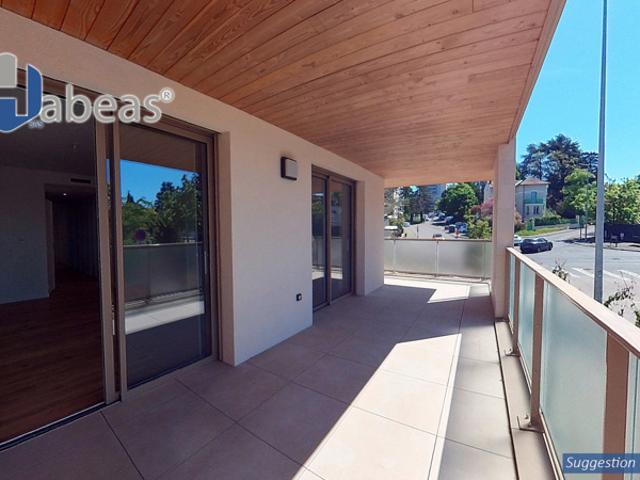 Appartement T4 de 86m² avec loggia de 26m²