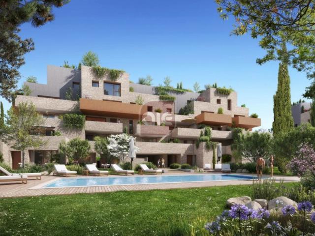 Appartement T4 de 90 m2 avec terrasse au Crès