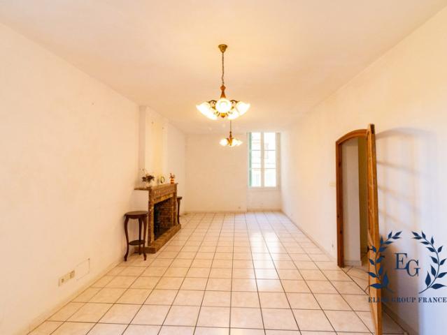 Appartement T4 de 96 m² en plein centre de Barjols