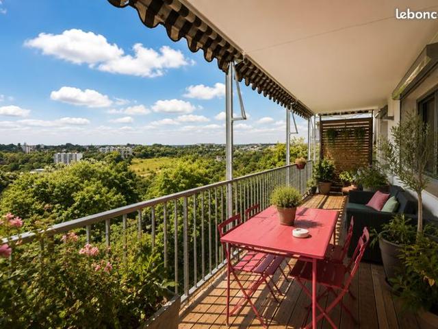Appartement T4 de 105m² Tassin la Demi Lune