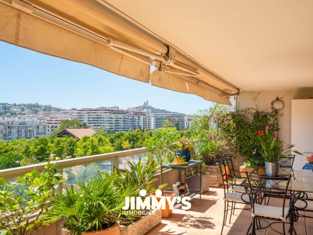 Appartement T4 de 108 m2 avec terrasses et vues dégagées