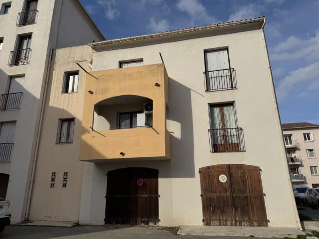 Appartement T4 de 110 m2 en centre ville