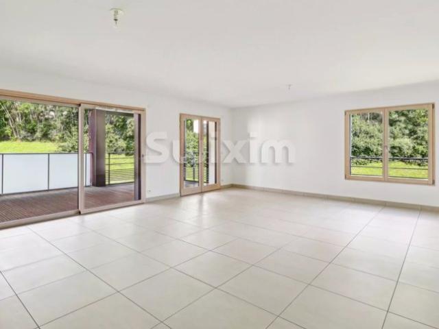 Appartement T4 de 122m2 avec terrasses, garage double et cave!