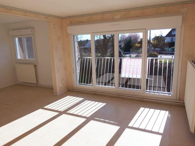 Appartement T4 Donzy Lumineux dans un cadre verdoyant