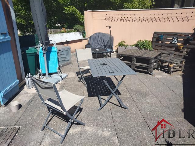 Appartement T4 Duplex Terrasse et garage