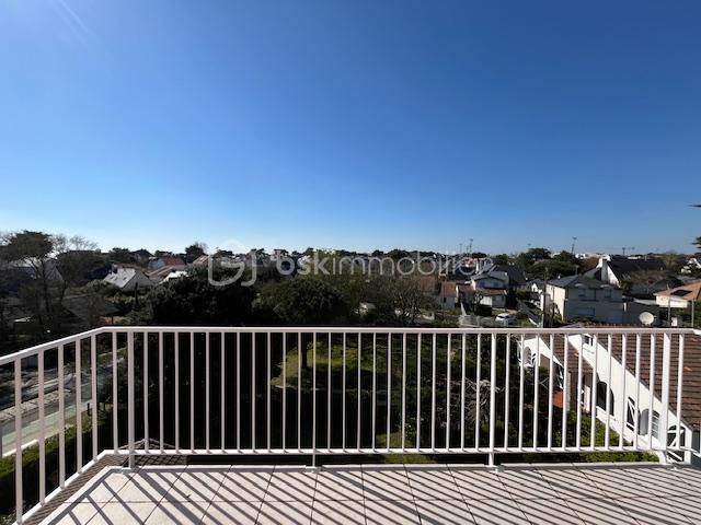 Appartement T4 en dernier étage avec vue dégagée sur PORNICHET