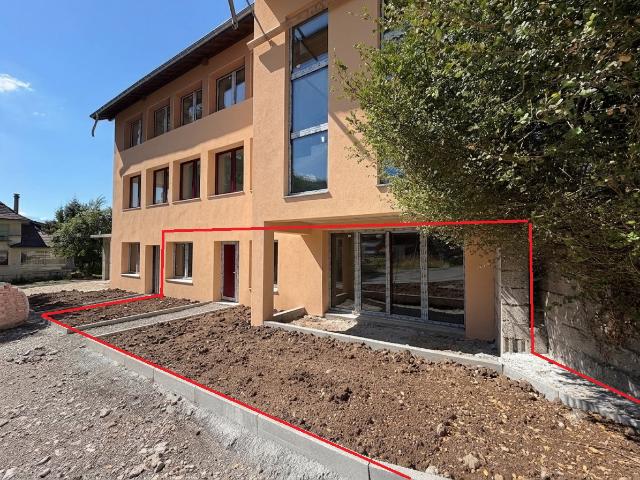 APPARTEMENT T4 EN REZ DE JARDIN + 2 PARKINGS COPROPRIETE RENOVEE !