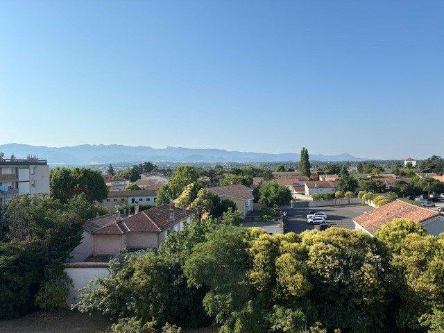 Appartement t4 étage 4 sans ascenseur Nos biens à la location Je veux l
