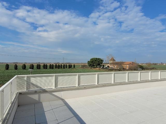 Appartement T4 + Grande terrasse Pins Justaret