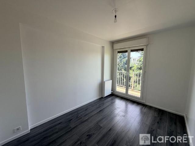 Appartement T4 LES ULIS à louer