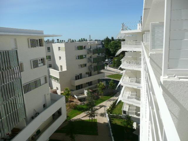 APPARTEMENT T4 LOUE