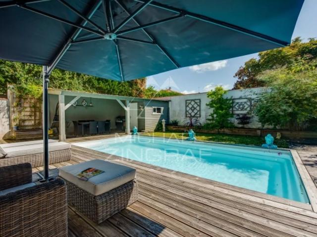 Appartement T4 lumineux avec piscine privative