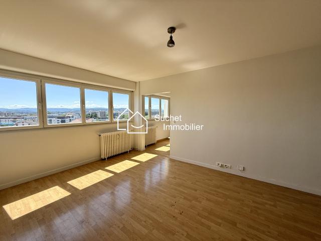 Appartement T4 lumineux avec vue dégagée 80 m2 proximité centre ville d’Annecy