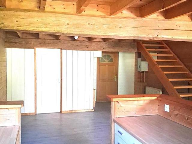Appartement T4 Montbenoit avec Garage