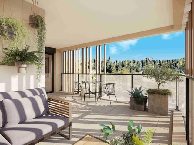 Antibes centre: 4P 98 m², terrasse 54 m², dernier étage, proche Sophia Antipolis