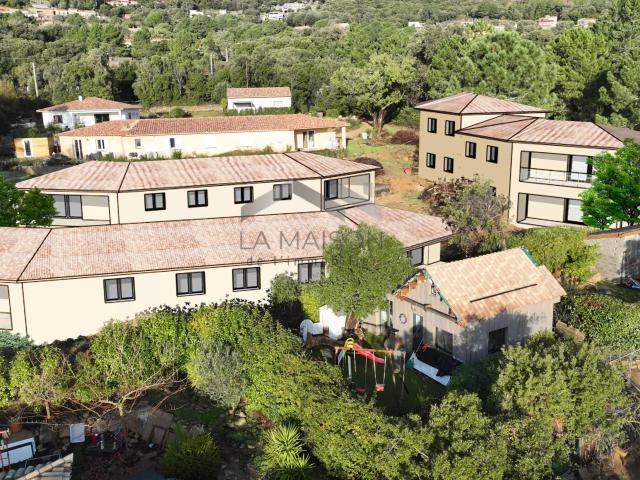 APPARTEMENT T4 NEUF CONCA