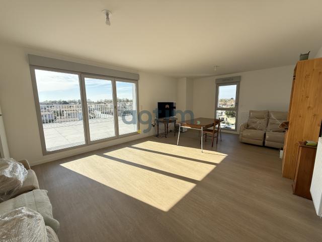Appartement T4 neuf Dernier étage avec grande terrasse Proche gare
