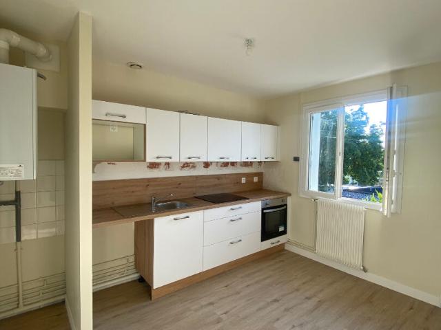 APPARTEMENT T4 NIORT 74 M² QUARTIER CHOLETTE