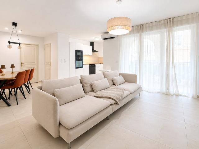 APPARTEMENT T4 OLLIOULES GARAGE