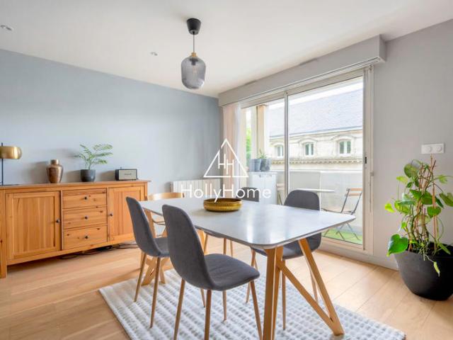 Appartement T4 proche Place Saint Martial