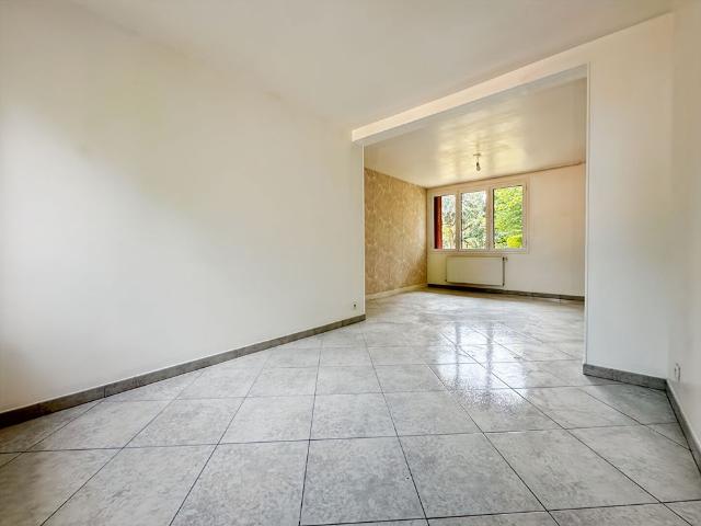 Appartement T4 près de SAINTE GENEVIEVE DES BOIS à louer