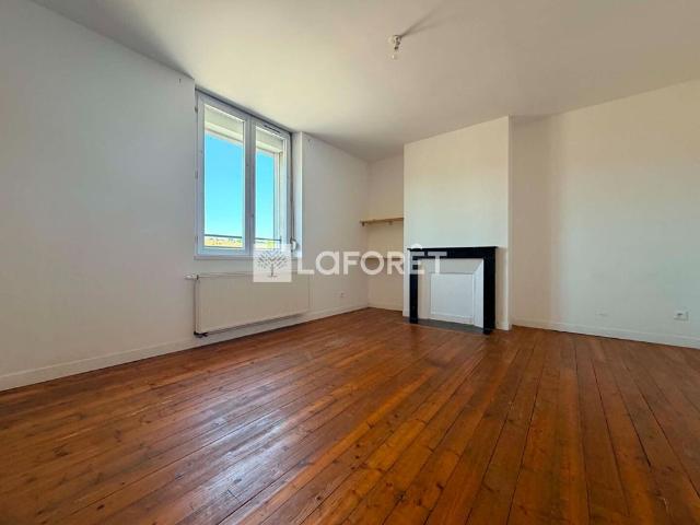 Appartement T4 QUATRE CHAMPS à louer