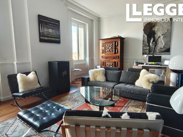 Appartement T4 rénové avec parking – Dernier étage – Bordeaux Fondaudège
