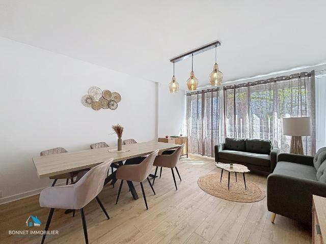 Appartement T4 rénové + meublé – Balcon