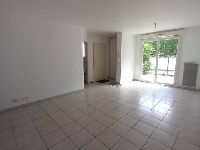 APPARTEMENT T4 REZ DE JARDIN