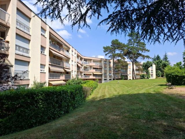 Appartement T4/balcon
