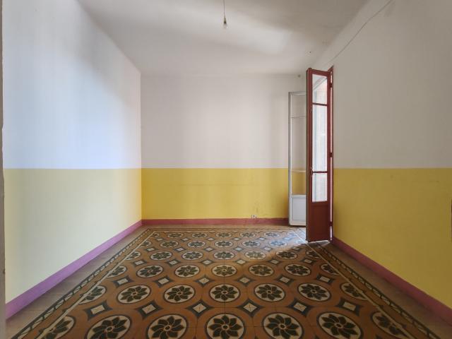 Appartement T4/T5 à rénover 90 m2 Centre ville de Bastia