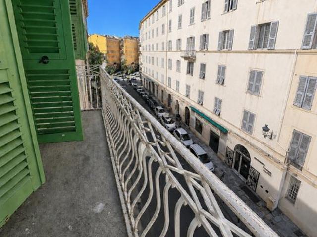 APPARTEMENT T5/6 CENTRE VILLE DE BASTIA