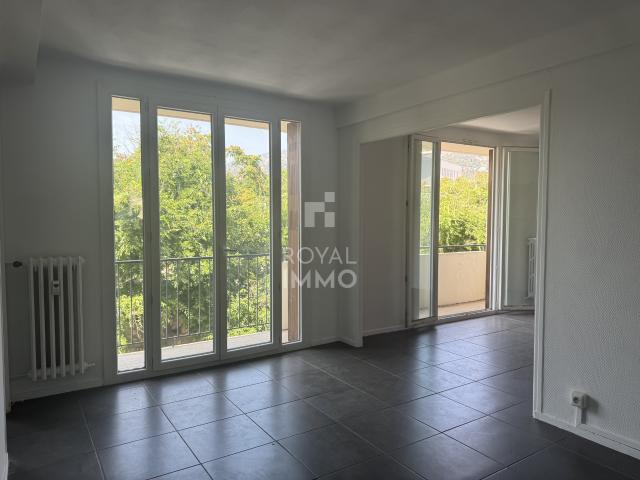 Appartement T5 3 ch 78m2 balcon