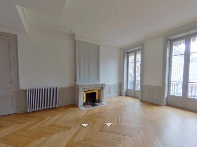 APPARTEMENT T5 A LOUER LYON 6EME ARRONDISSEMENT Saxe Bossuet 122.67 m2 2 419,99 € charges comprises par mois: Immobilier LYON 6EME ARRONDISSEMENT | Agence immobilière à Lyon Galyo