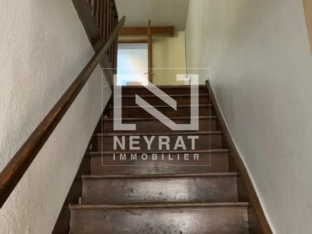 APPARTEMENT T5 A LOUER VERDUN CIEL CENTRE VILLE 104.22 m2 590 € charges comprises par mois: Immobilier VERDUN CIEL | Neyrat Immobilier