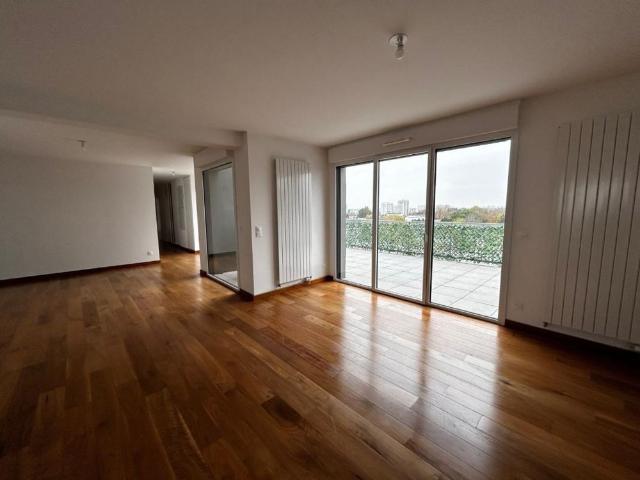 Appartement T5 à louer 158 m²