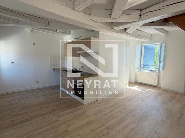 APPARTEMENT T5 A LOUER