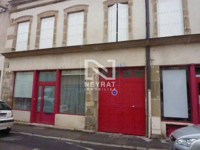 APPARTEMENT T5 A LOUER