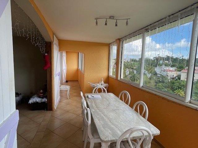 Appartement T5 à Ravine Vilaine FORT DE FRANCE