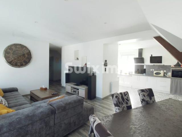 Appartement T5 avec garage, cave et grenier