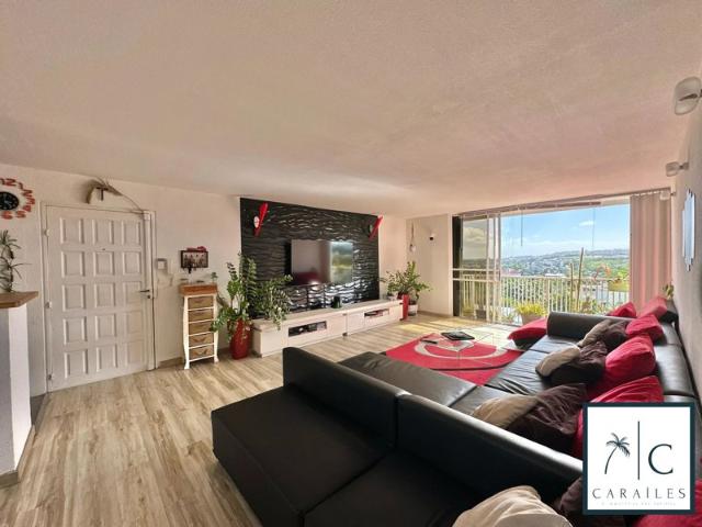 Appartement T5 de 126 m² – Dernier étage avec vue mer, 2 garages et cave