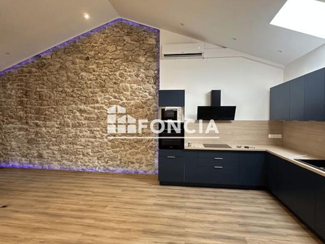 Appartement de caractère au dernier étage