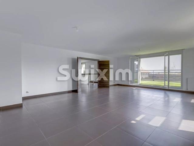 Appartement T5 en attique de 226 m² avec terrasse de 134 m²