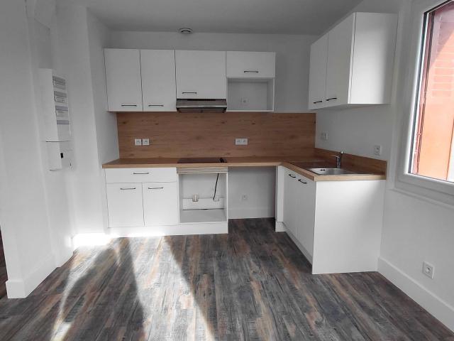 APPARTEMENT T5 + GARAGE + PETIT EXTERIEUR