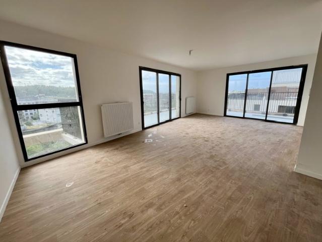 Appartement T5 Grande Terrasse Parking