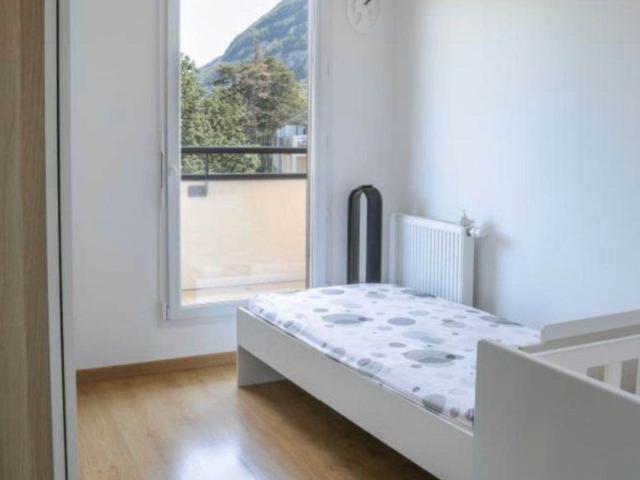 Appartement T5 meublé en attique de 114m2