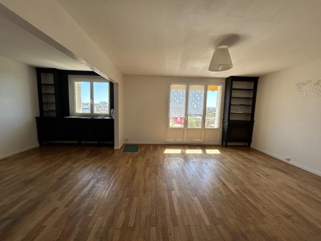 Appartement T5 non meublé / Saint Andre les Vergers