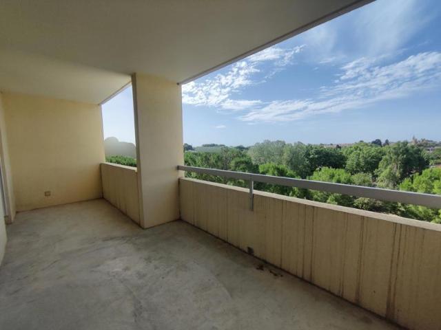Appartement t5,sans vis à vis, box fermé, sud