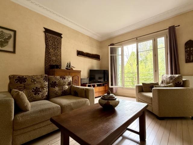 Appartement T6, 3 chambres possibilité 4, garage, secteur Parc Bordelais Bordeaux Caudéran