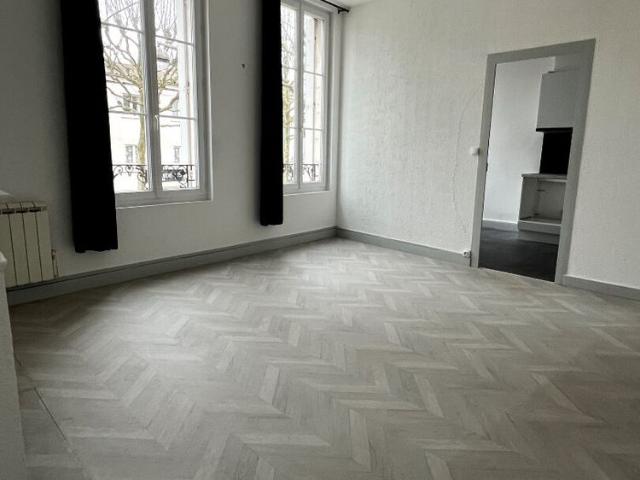 Appartement T6 près de SAINTES à louer